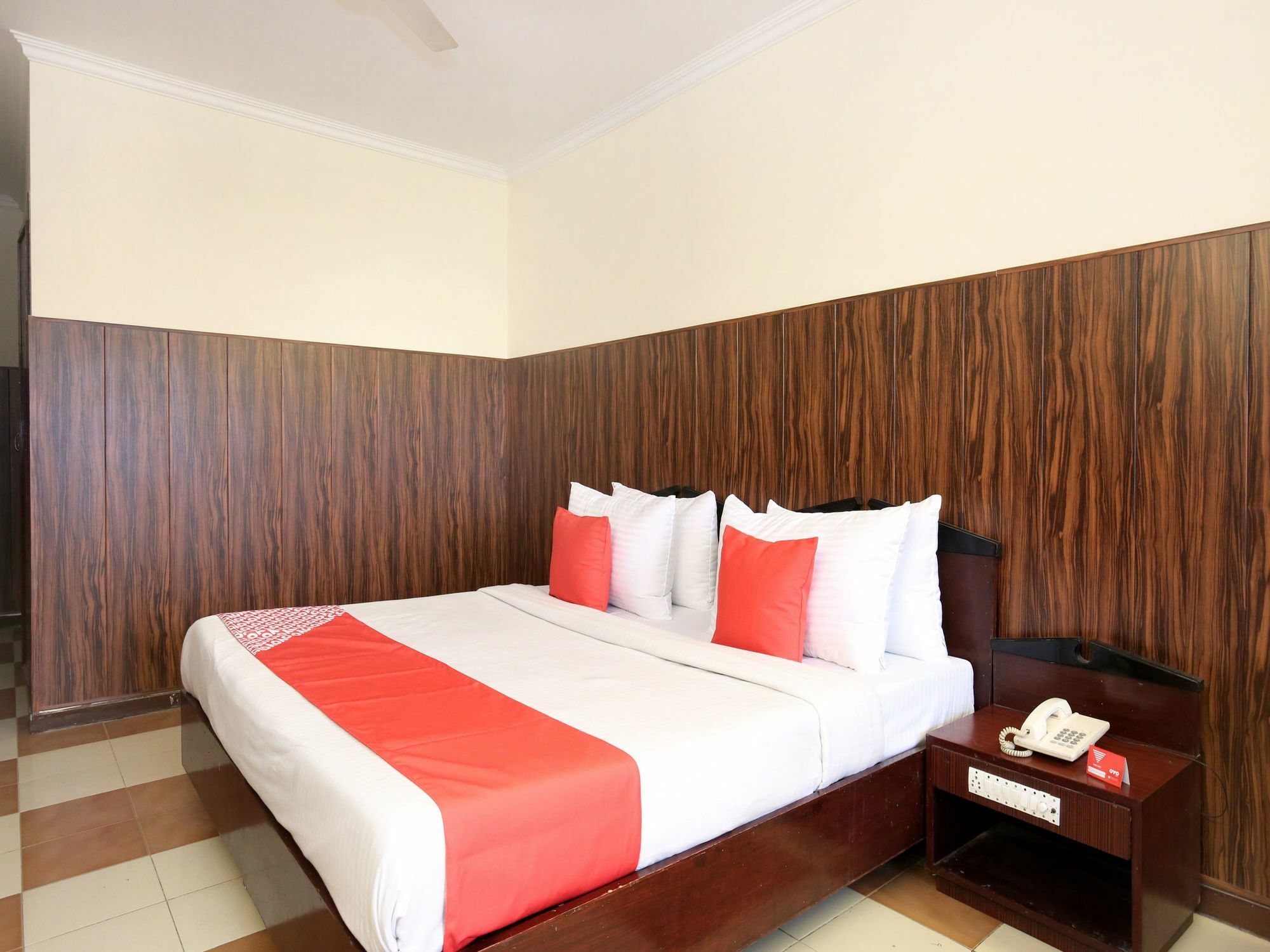 Hotel Oscar Regency Panchkula Exteriér fotografie