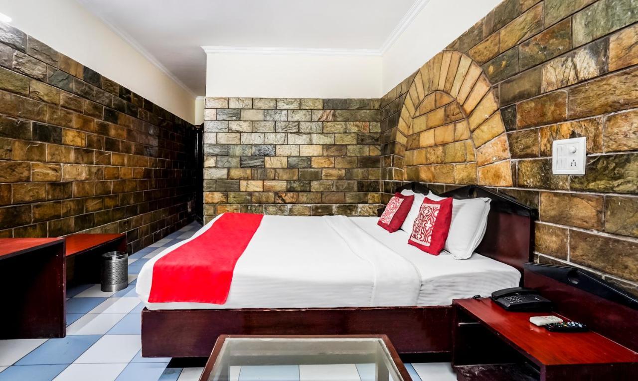 Hotel Oscar Regency Panchkula Exteriér fotografie