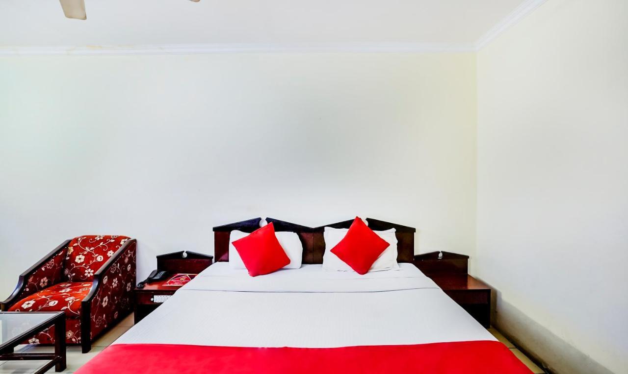 Hotel Oscar Regency Panchkula Exteriér fotografie