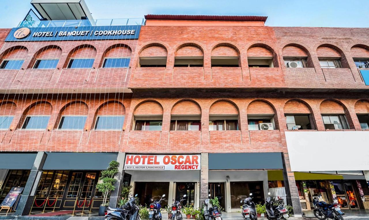 Hotel Oscar Regency Panchkula Exteriér fotografie